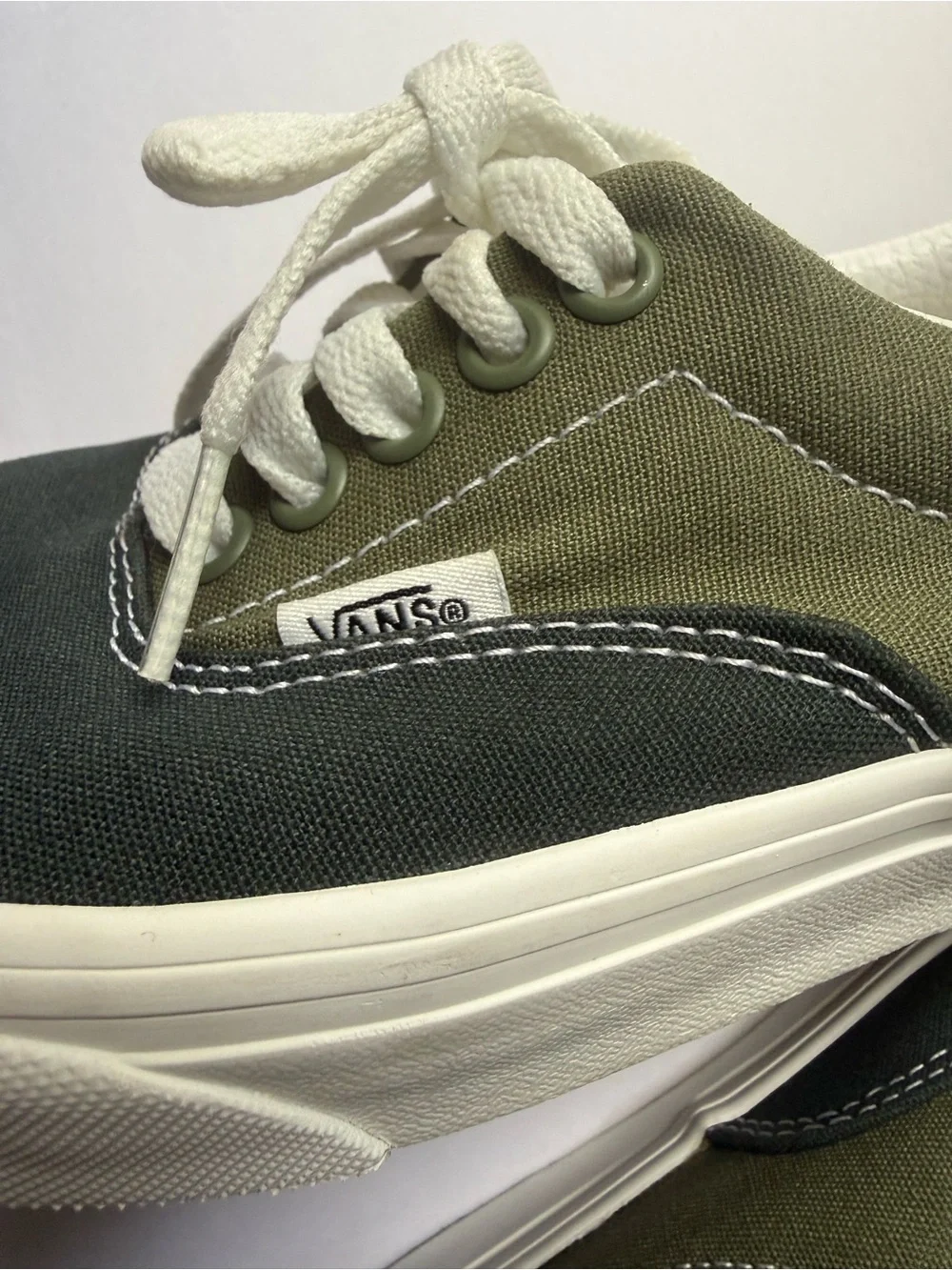 Vans classic low